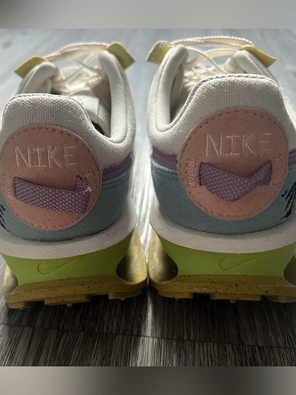 Nike Sun Club Air Max Women Sneakers - Picture 5 of 6